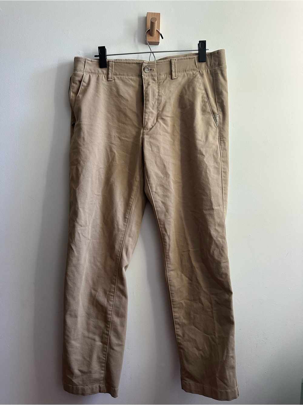 Eddie Bauer Men's Khaki Chino Pants - Classic Straight Fit, W34 x L32